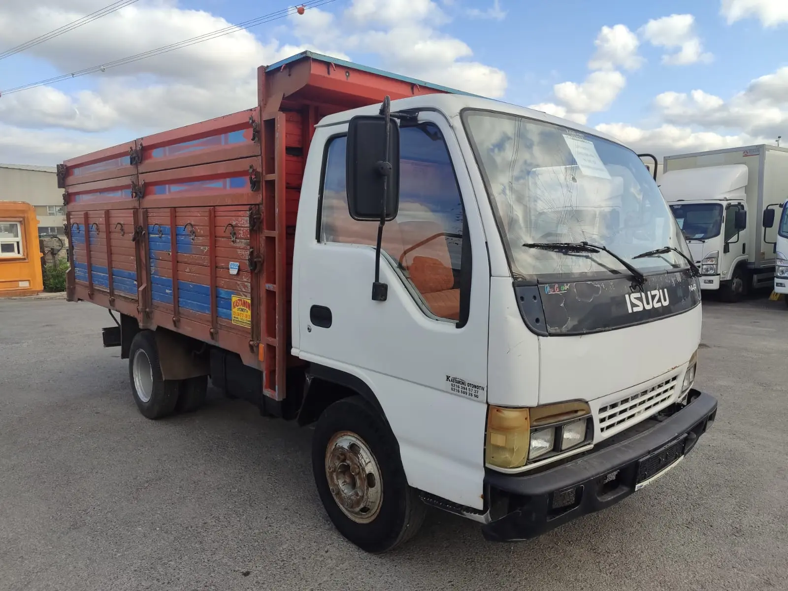 NKR Wide LX / Kamyonet